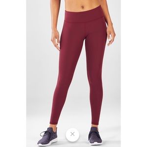 Fabletics Maroon Salar solid Pureluxe legging size medium
